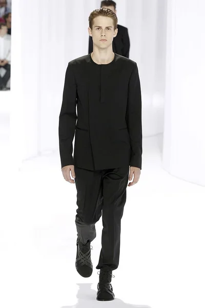 Look 5